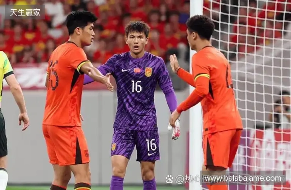 媒体人热议U23国足半场:泰国速度快,李昊又救命了,黄牌是隐患